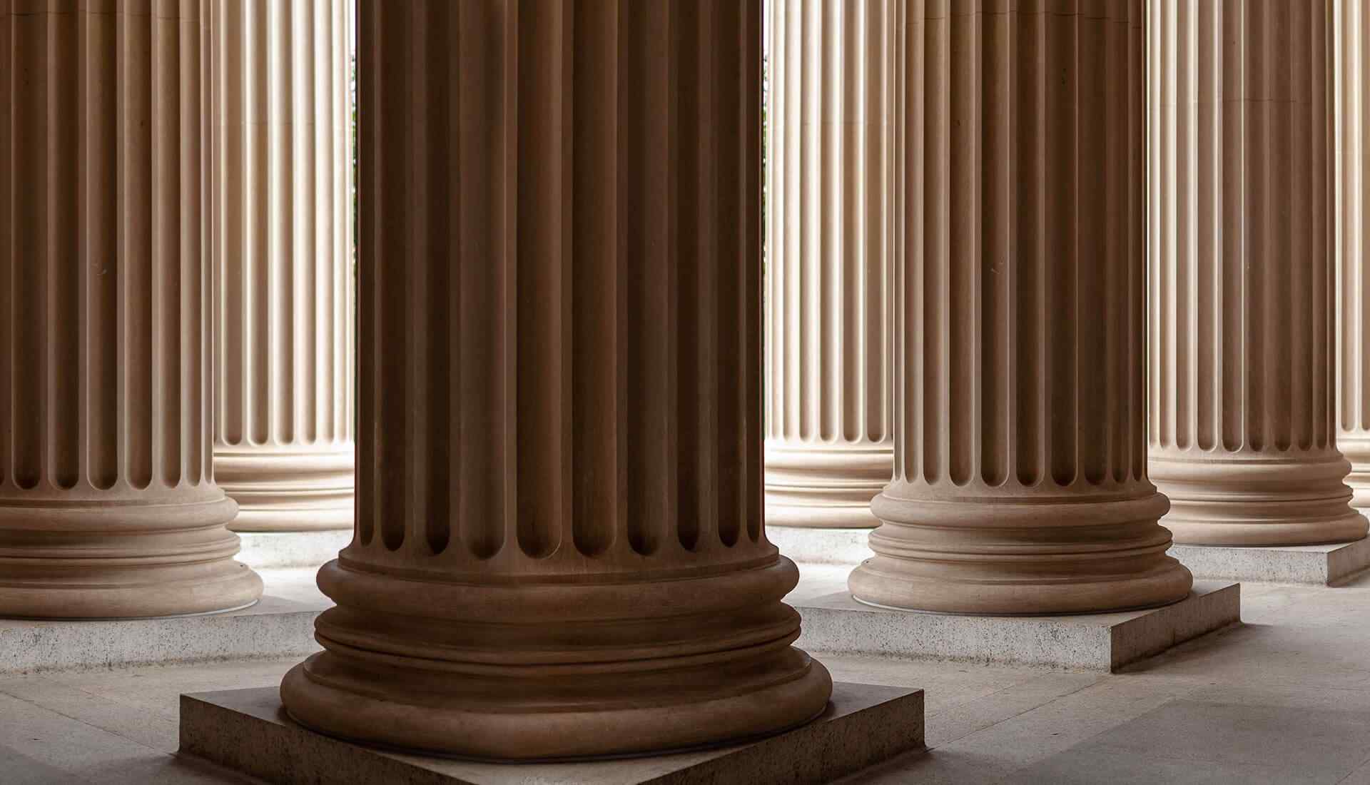 https://www.resithukuk.com/wp-content/uploads/2019/10/background_01.jpg