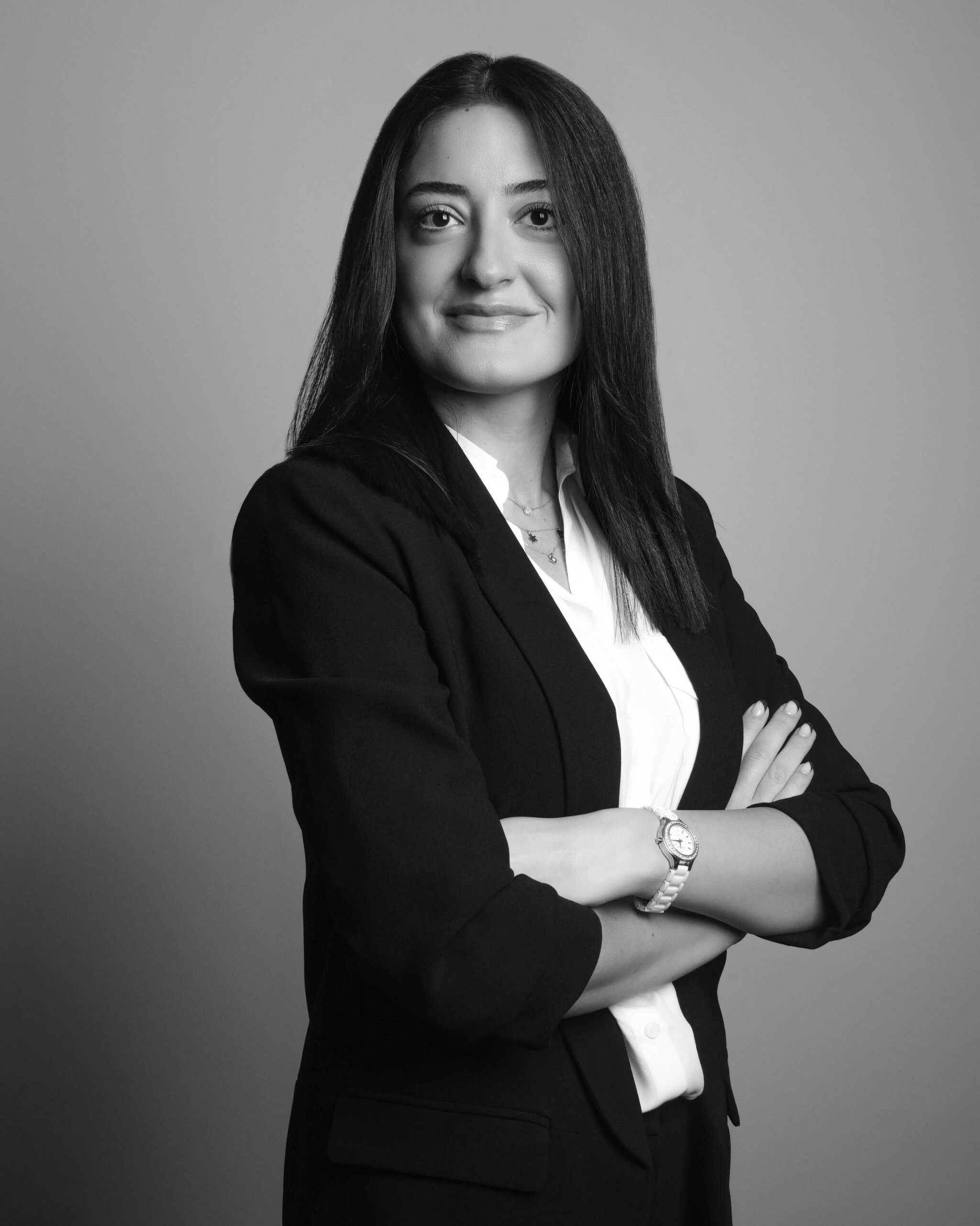 https://www.resithukuk.com/wp-content/uploads/2025/02/SERRA_ERGUN_EKIP_KISMI-min-min-scaled.jpg