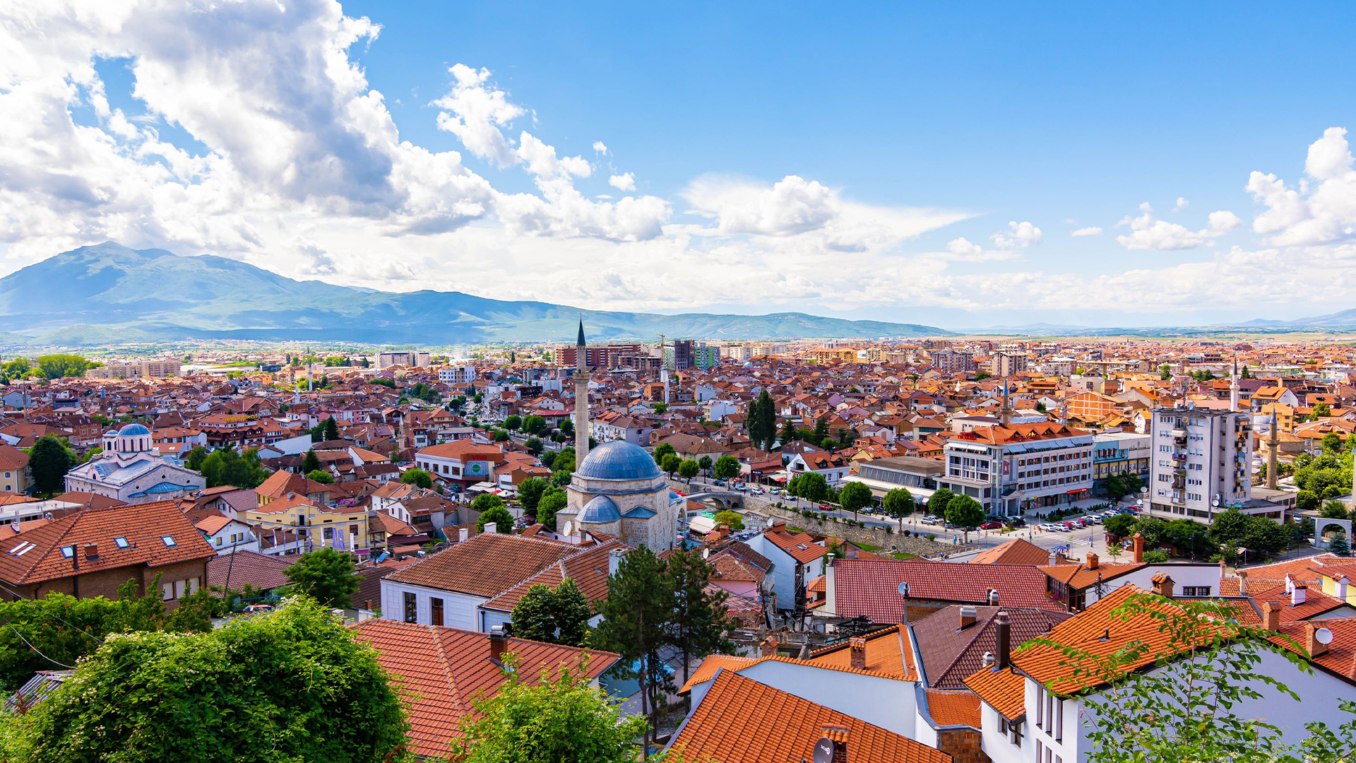 Reşit Hukuk Kosova Masası, vatandaşlık, oturum izni ve yatırım hukuku danışmanlığı