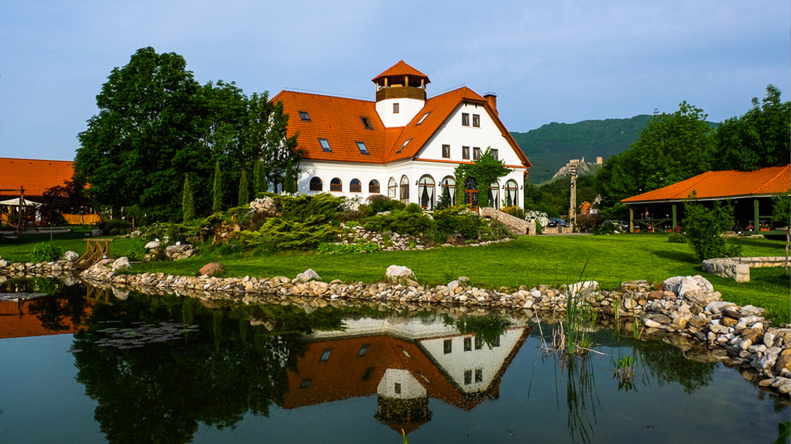 Romanya’da gayrimenkul satın alma yoluyla oturum izni ve vatandaşlık danışmanlığı – Reşit Hukuk